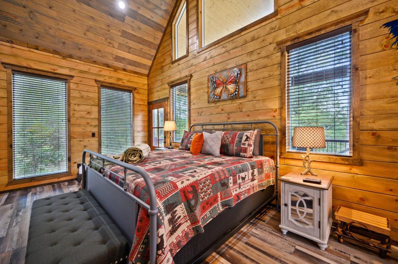 The Adirondack Honeymoon Hot Tub Soaking Tub Wood Burning Fireplace Stephens Gap 外观 照片