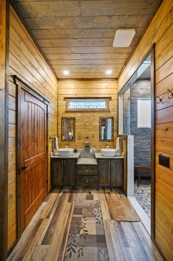 The Adirondack Honeymoon Hot Tub Soaking Tub Wood Burning Fireplace Stephens Gap 外观 照片