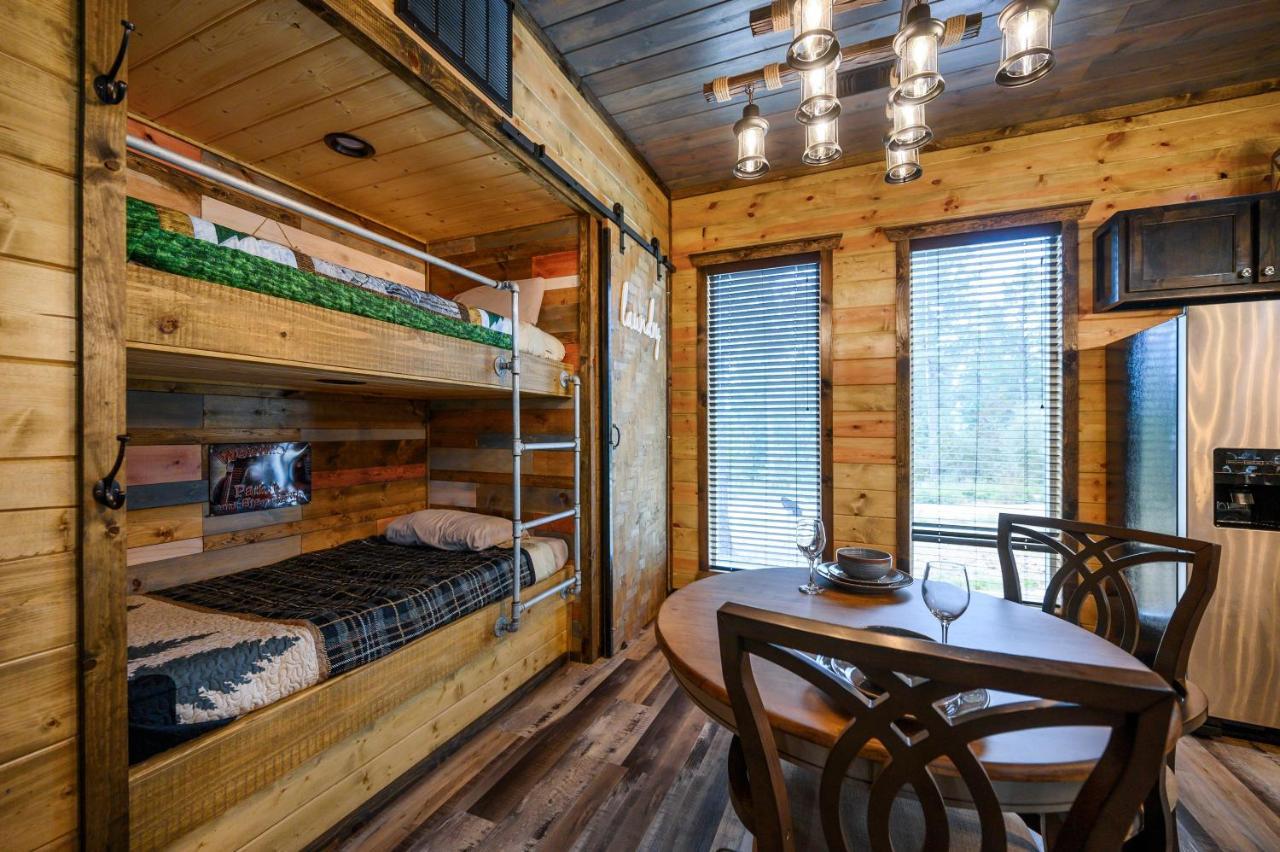 The Adirondack Honeymoon Hot Tub Soaking Tub Wood Burning Fireplace Stephens Gap 外观 照片