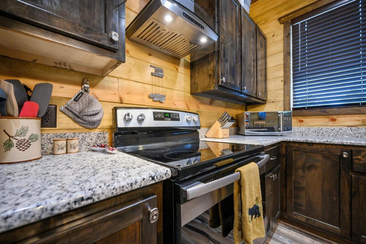 The Adirondack Honeymoon Hot Tub Soaking Tub Wood Burning Fireplace Stephens Gap 外观 照片